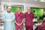 Dr Kaido Hanni, dr Erik Wissner ja dr Priit Kampus pärast protseduuri